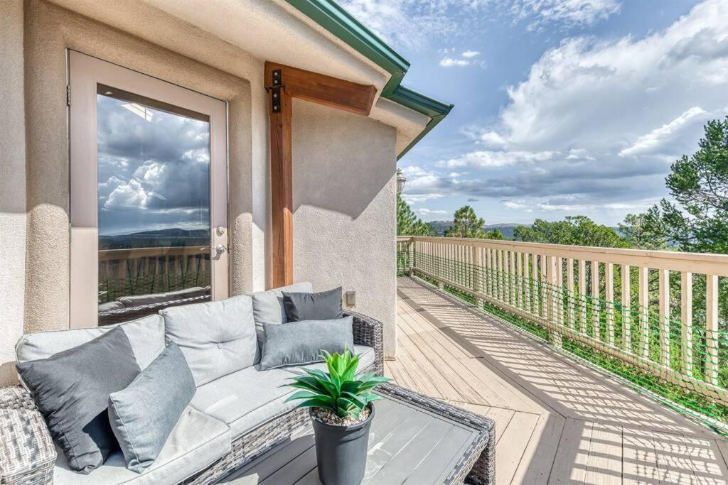 Mesa Verde, Hot Tub, Pedestal Octagon / Mount * Ruidoso