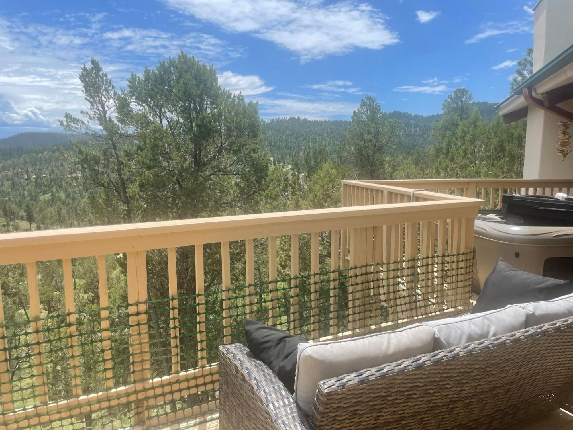 Mesa Verde, Hot Tub, Pedestal Octagon / Mount *